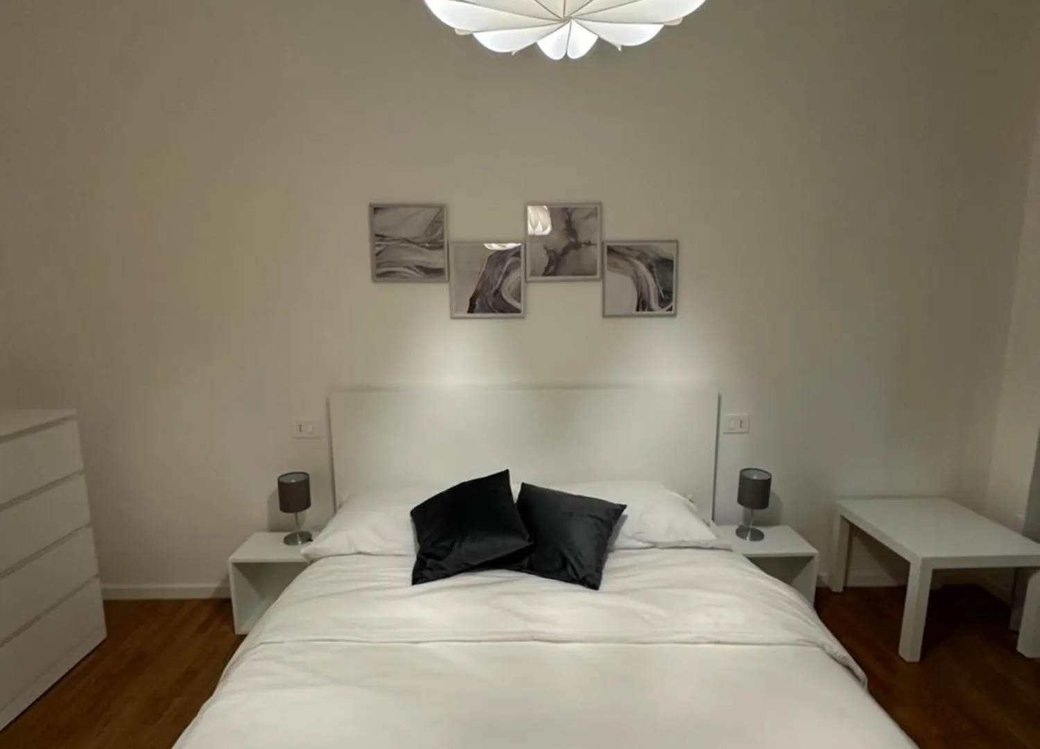 Il Balcone Nel Parco - Stanze Con Bagno Privato Ξενοδοχείο San Donato Milanese 0*,