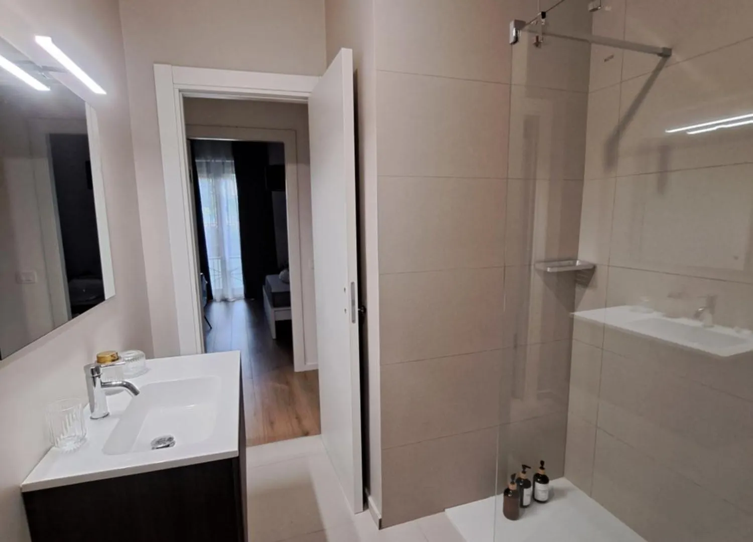 Il Balcone Nel Parco - Stanze Con Bagno Privato Ξενοδοχείο San Donato Milanese