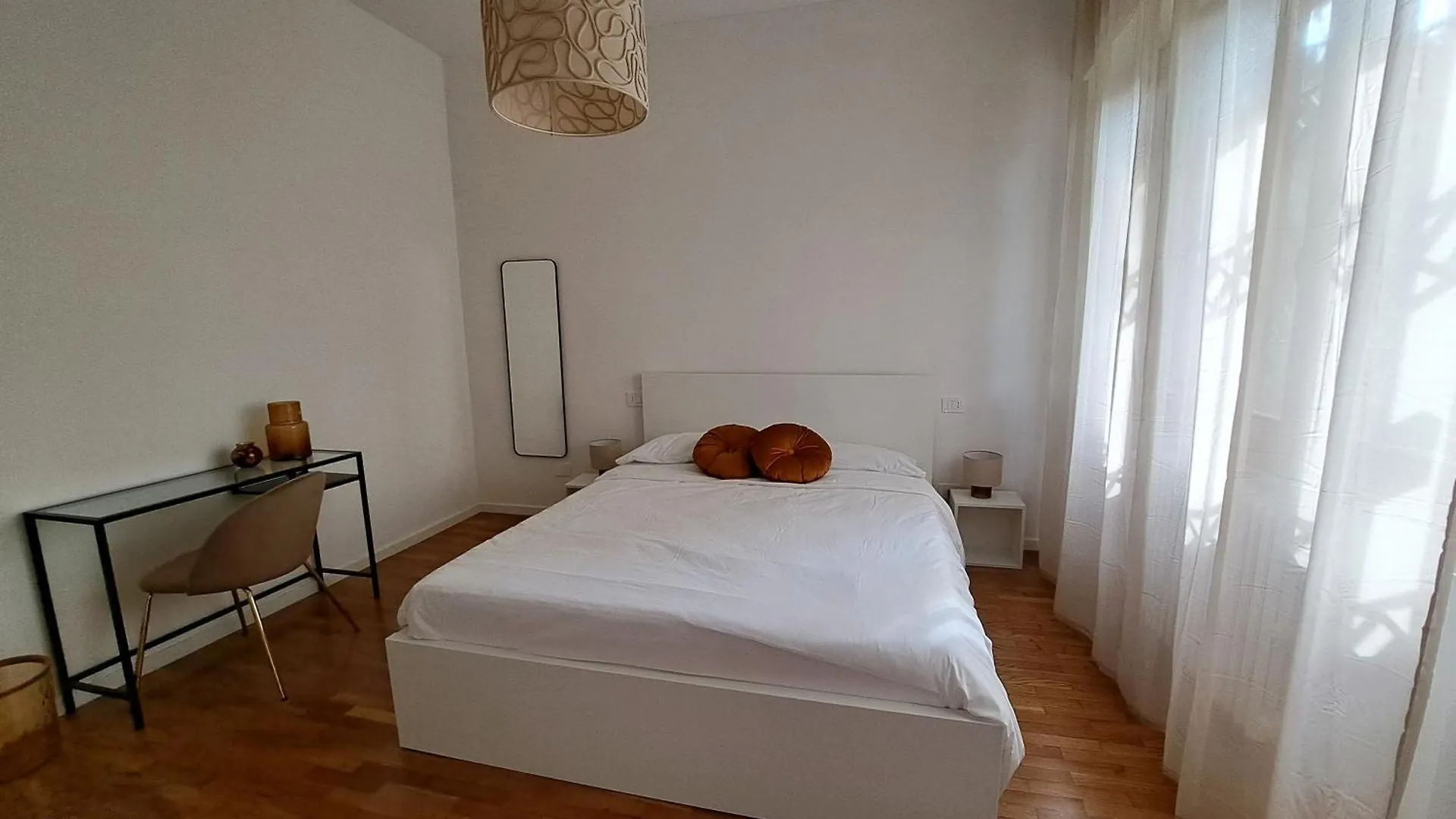 Hotel Il Balcone Nel Parco - Stanze Con Bagno Privato San Donato Milanese 0*,